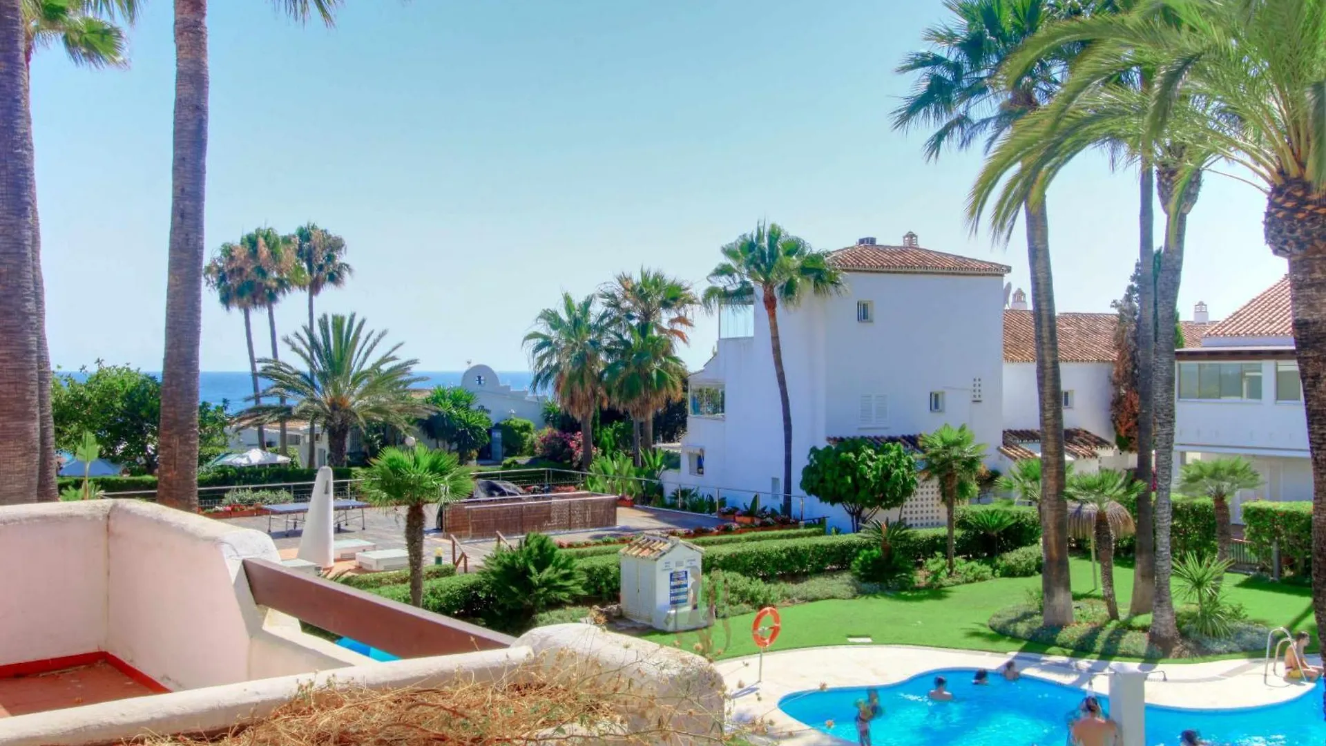1176 Beach Front 2 Pools Bahia Marbella 0*,